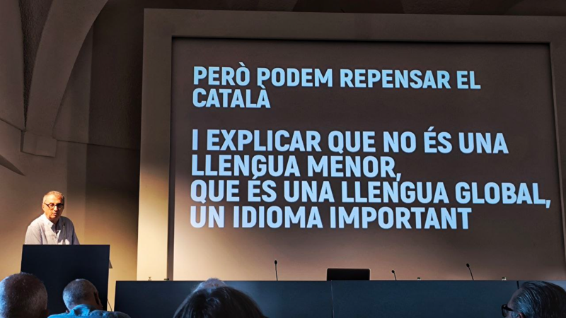 El periodista Vicent Partal, en la conferència inaugural de les jornades